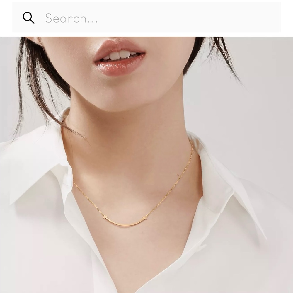Elegant Gold Necklace